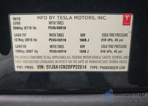 2013 Tesla Model S z USA, uszkodzony, nr VIN 5YJSA1CN2DFP22614